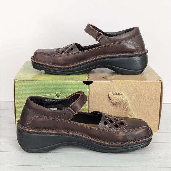 NAOT Shoes Bramble Brown Leather Mary Jane Cutout Flats Womens Size 38 EU 7.5 US - Picture 8 of 16